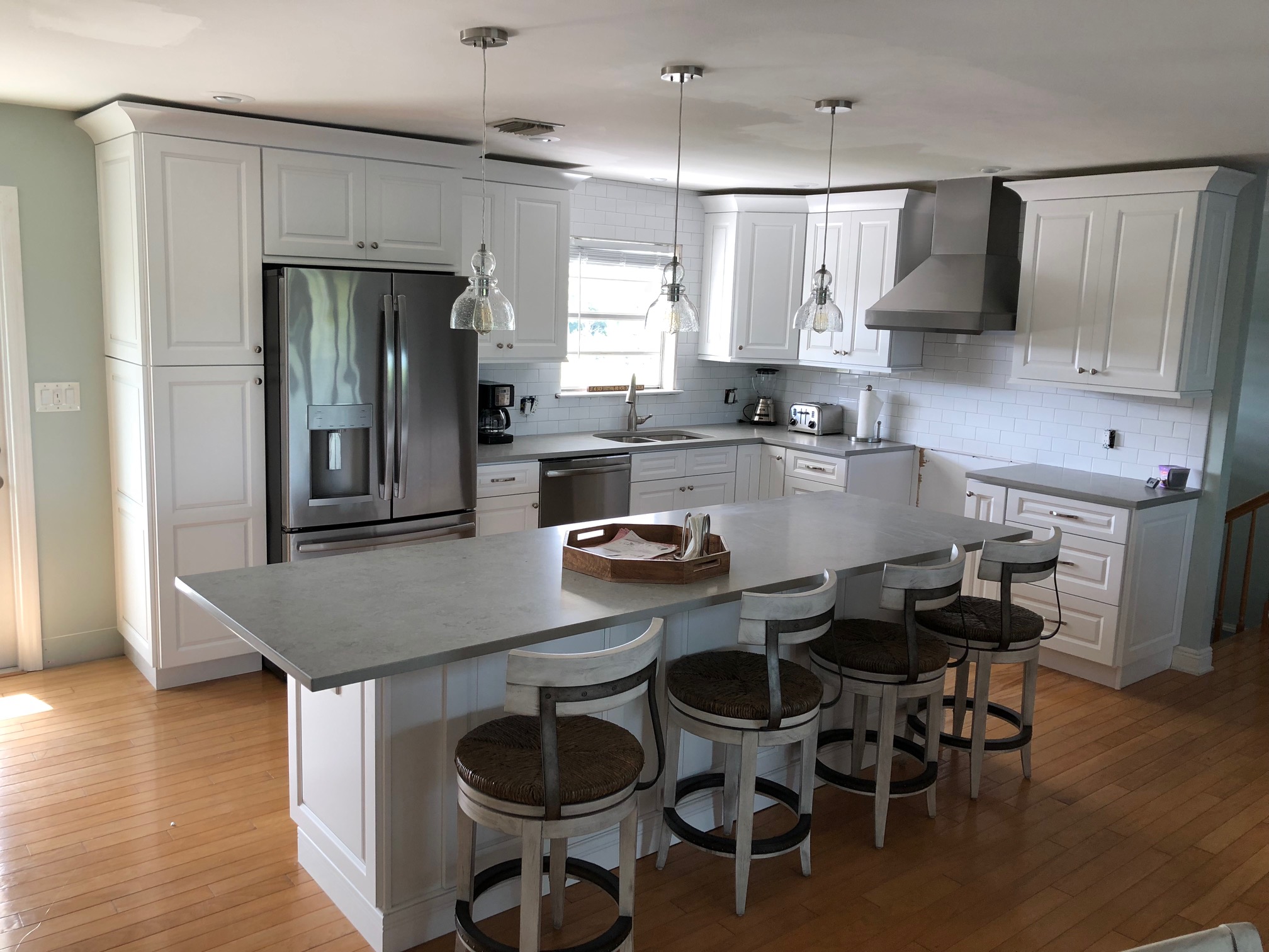 Tahoe White Kitchen Cabinets